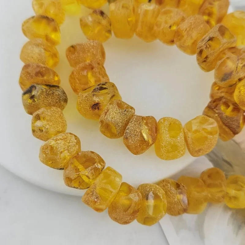 1 шт. Янтарь натуральный 9-13х7-9 мм бусины необработанные (10151) для бижутерии купить с доставкой по России | Интернет‑магазин Viva Beads
