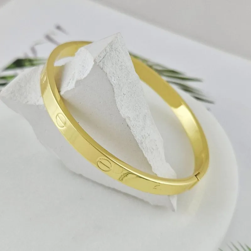 Браслет жесткий 63х57х5.5 мм, позолота 14К (10034-З) купить с доставкой по России | Интернет-магазин Viva Beads