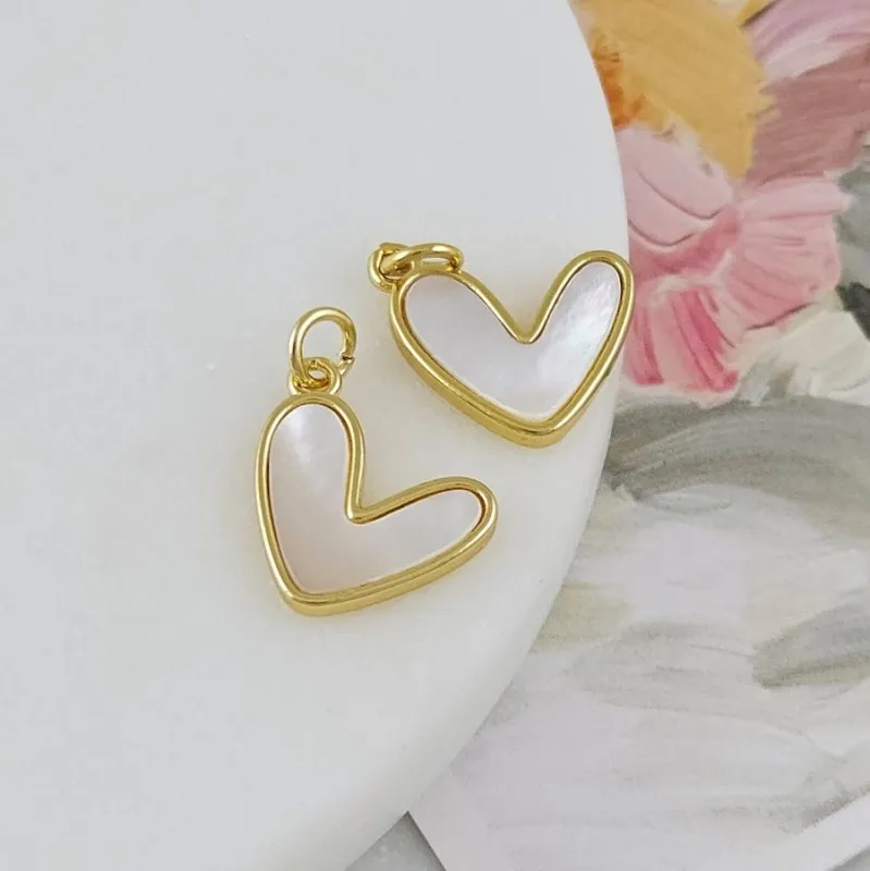 Подвеска Сердце с перламутром 16.5х14.5 мм, позолота 14К (8999-З) купить с доставкой по России | Интернет-магазин Viva Beads