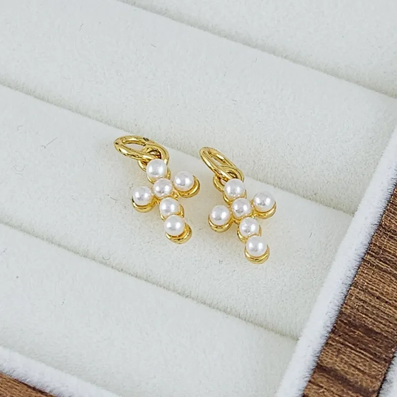 Подвеска Крест с жемчугом, имитация, мини 11x5.7 мм, позолота 14К (10232-З) купить с доставкой по России | Интернет-магазин Viva Beads