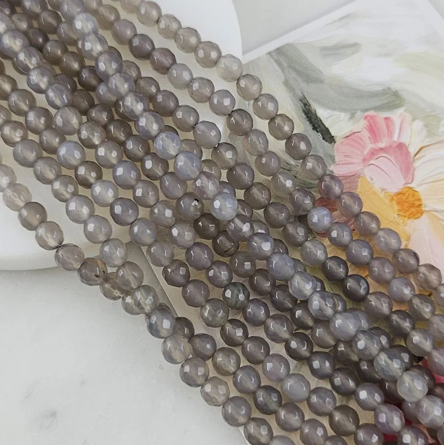 Нить 34 см Агат натуральный серый ок. 6 мм бусины граненый шар (3189-6) для бижутерии купить с доставкой по России | Интернет‑магазин Viva Beads
