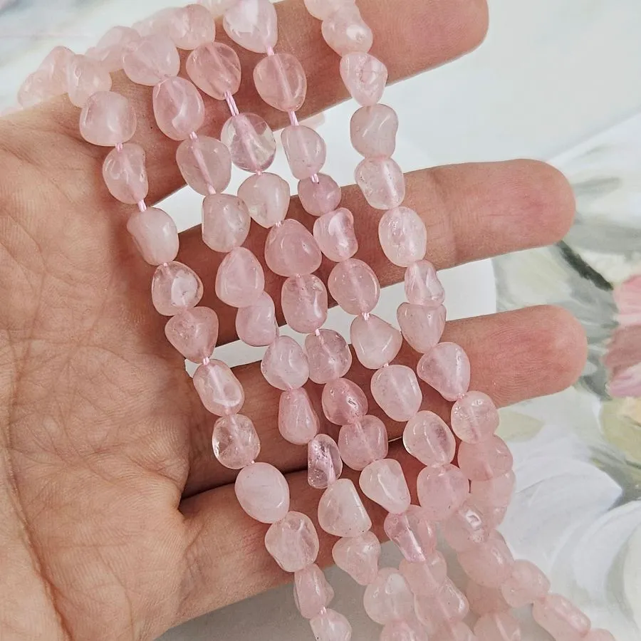 Нить 40 см Розовый кварц натуральный 4-7 мм бусины фри форм, галтовка (8108) для бижутерии купить с доставкой по России | Интернет‑магазин Viva Beads
