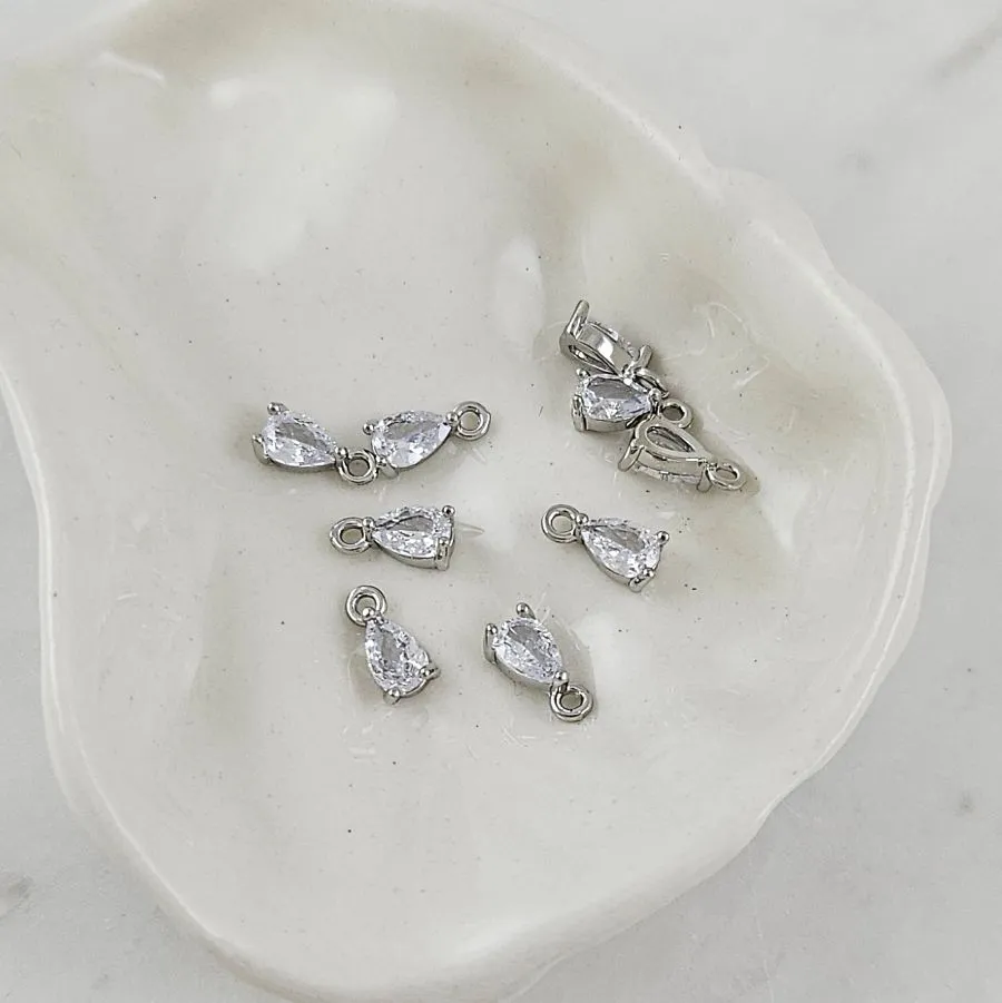 Подвеска Капля 9х4.4 мм с фианитом, родиевое покрытие (10132-Р) купить с доставкой по России | Интернет-магазин Viva Beads