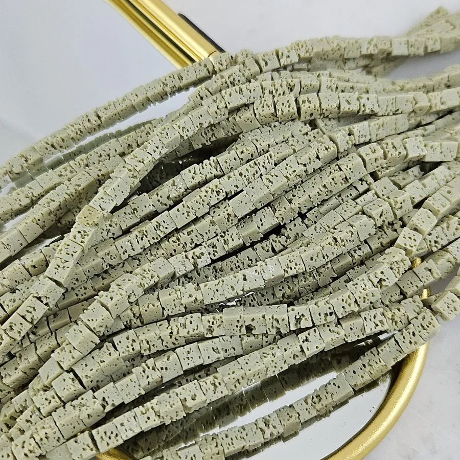 Нить 18 см Лава натуральная ок. 4 мм, бусины куб, оливковый (10277-4) для бижутерии купить с доставкой по России | Интернет‑магазин Viva Beads
