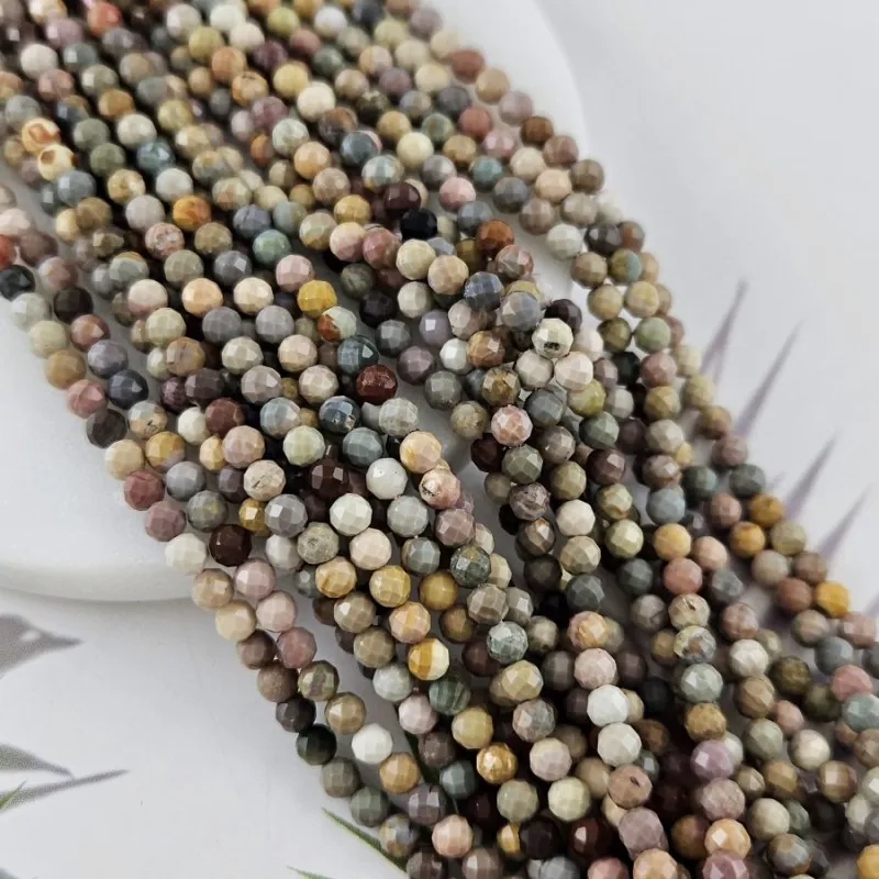 Нить 39 см Яшма натуральная ок. 4 мм граненые бусины (10049-4)  для бижутерии купить с доставкой по России | Интернет‑магазин Viva Beads
