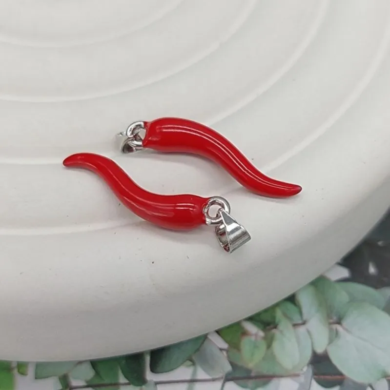 УЦЕНКА Подвеска Перчик 27х5.5 мм эмаль, красный, родиевое покр. (7686-КР-УЦ) купить с доставкой по России | Интернет-магазин Viva Beads