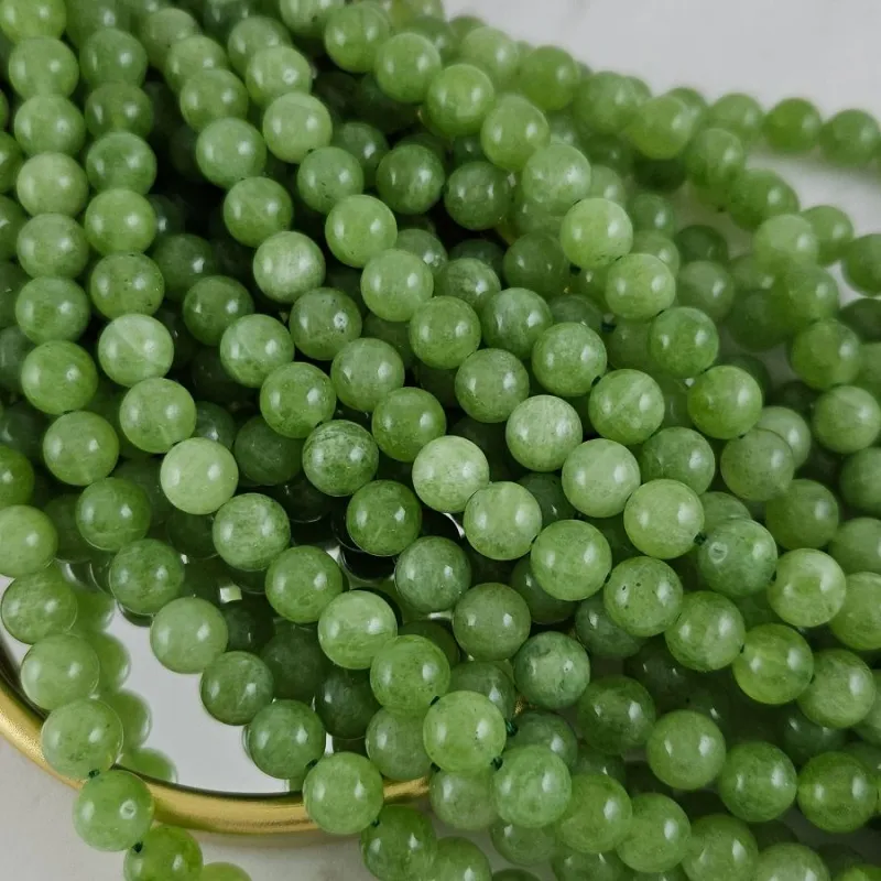 Нить 19 см Жадеит натуральный ок. 8 мм бусины гладкий шар, светло-зеленый (10278-8) для бижутерии купить с доставкой по России | Интернет‑магазин Viva Beads
