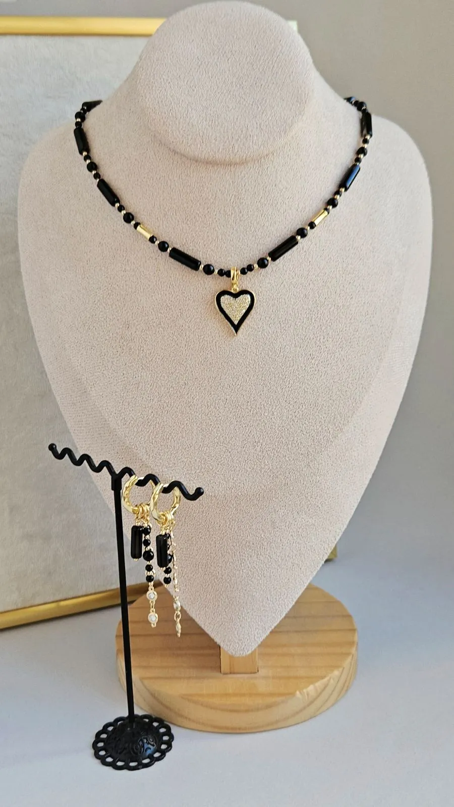 Black Charm — набор для создания чокера и серег-конго с черным ониксом (НАБОР-73) купить с доставкой по России | Интернет-магазин Viva Beads