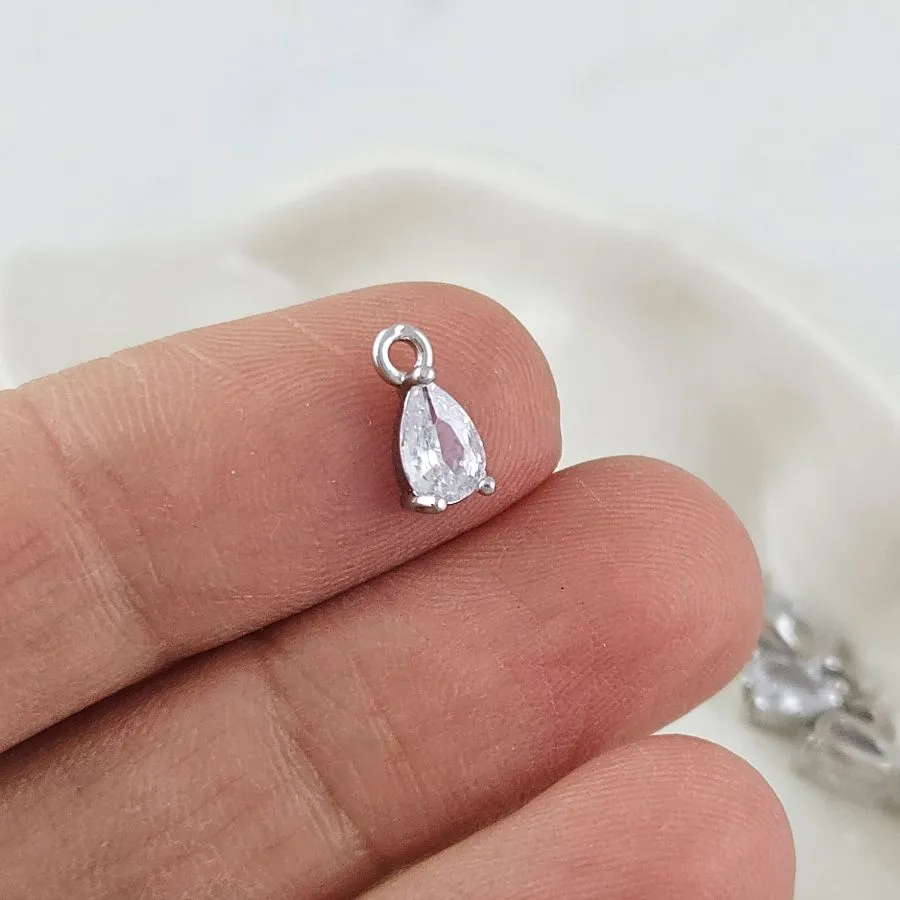 Подвеска Капля 9х4.4 мм с фианитом, родиевое покрытие (10132-Р) купить с доставкой по России | Интернет-магазин Viva Beads
