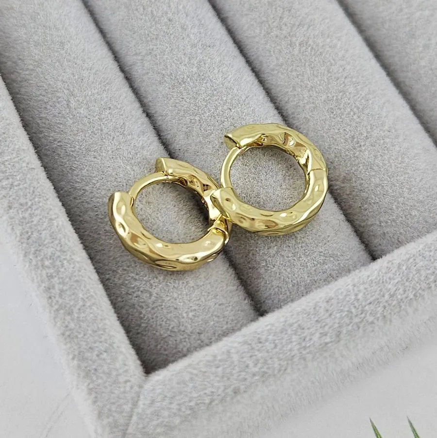 Серьги кольца, бублики, конго мятые 14х3 мм, позолота 14К (8470-3-З)