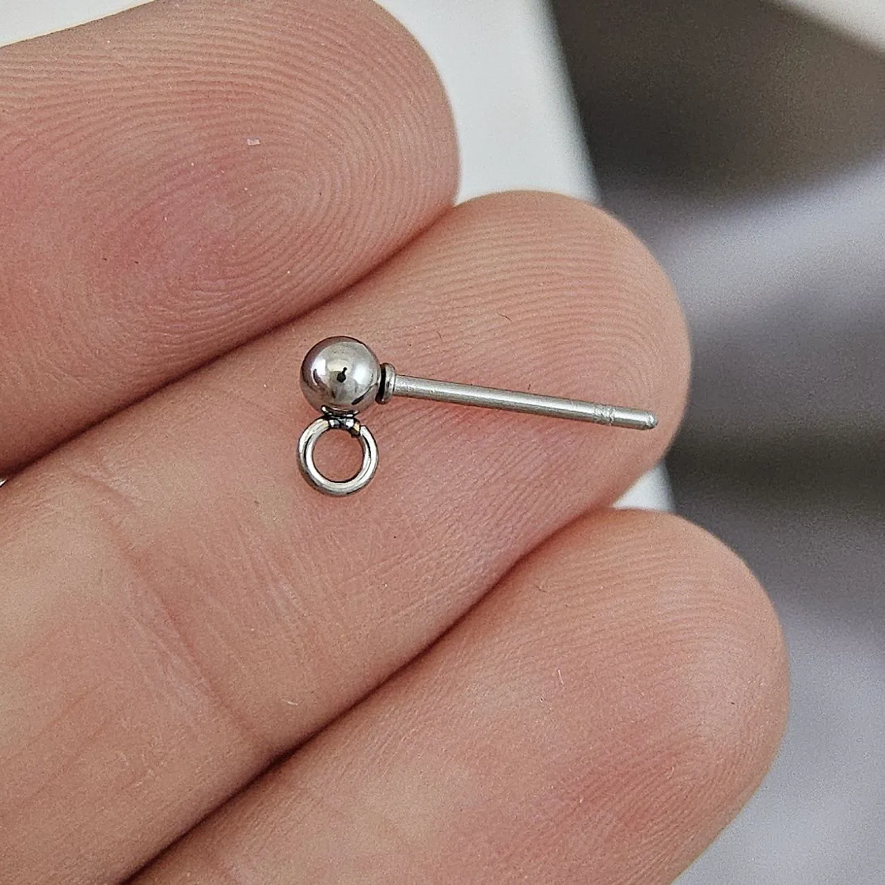 Пуссеты гвоздики Шарик 3 мм сталь (9775-3) швензы для серег купить с доставкой по России | Интернет-магазин Viva Beads
