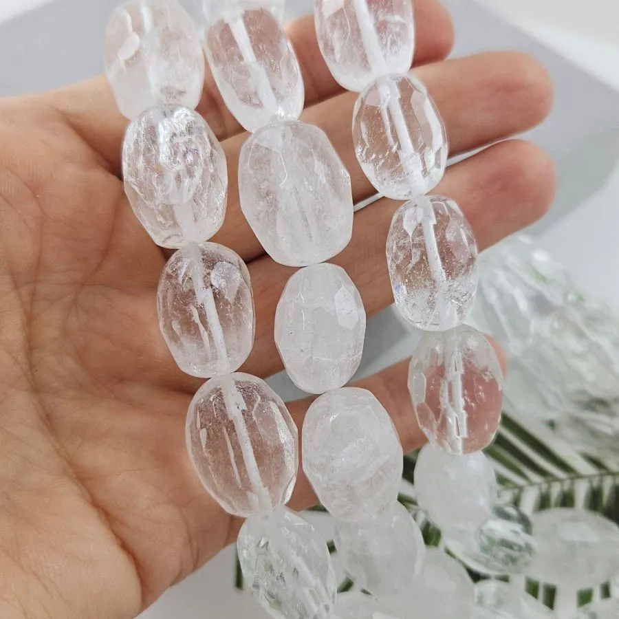 1 шт. Горный хрусталь 16-21х11-15 мм овальные граненые бусины (1005-ГХ) купить в Воронеже | Заказать в интернет-магазине Viva Beads
