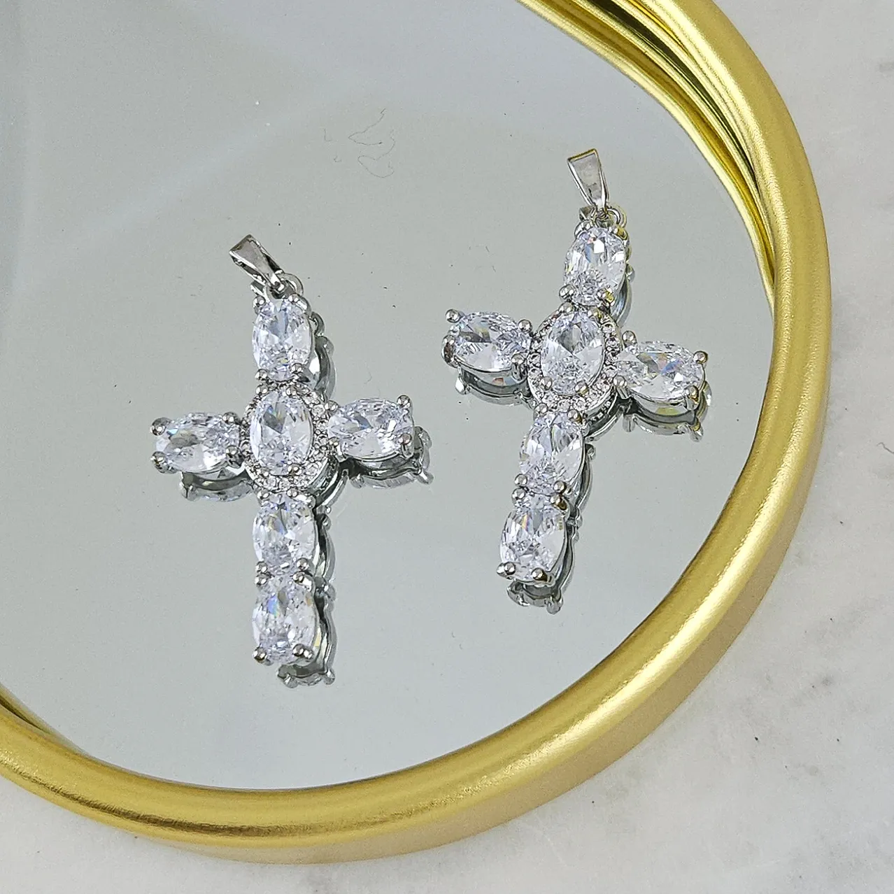 Подвеска Крест 33х22 мм с фианитами родиевое покрытие (6978-РБ) купить с доставкой по России | Интернет-магазин Viva Beads