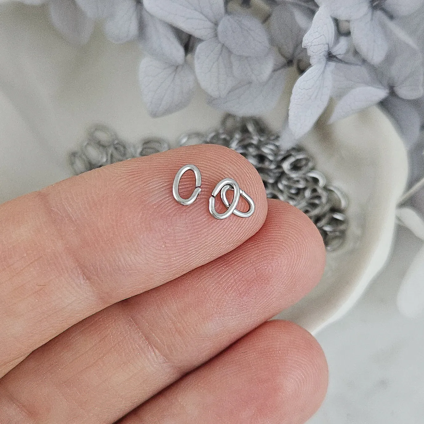 10 шт. Колечки овальные 5х3x0.7 мм соединительные разъемные, нержавеющая сталь (10246-5) соединительные колечки и кольца-коннекторы купить с доставкой по России | Интернет-магазин Viva Beads