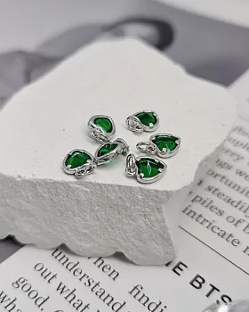 Подвеска Сердце с фианитом 6х8 мм зеленый, родиевое покр. (8030-РЗЕЛ) купить с доставкой по России | Интернет-магазин Viva Beads