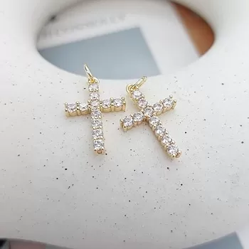 УЦЕНКА Подвеска Крест с фианитами 18.5x12 мм позолота 14К (7343-БЗ-УЦ) УЦЕНКА Подвеска Крест с фианитами 18.5x12 мм позолота 14К (7343-БЗ-УЦ)