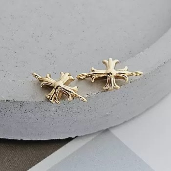 Коннектор Крест 14.7х7.5 мм позолота (8310-З) Коннектор Крест 14.7х7.5 мм позолота (8310-З)