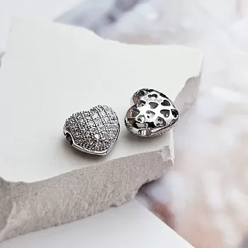 1 шт. Бусина разделитель Сердце с фианитами 10.6х10х6.6 мм родиевое покрытие (8533-Р) купить с доставкой по России | Интернет-магазин Viva Beads