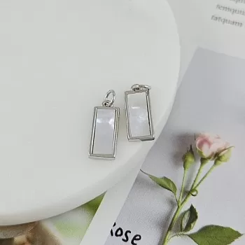 Подвеска прямоугольная с перламутром 17.3х7 мм, родиевое покрытие (9890-Р) купить с доставкой по России | Интернет-магазин Viva Beads