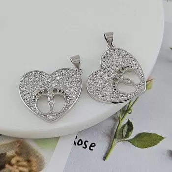 Подвеска Сердце с пяточками 24.5х21.7 мм с фианитами, родиевое покрытие (9875-Р) купить с доставкой по России | Интернет-магазин Viva Beads