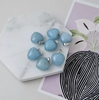 Подвеска Сердце 15x15x6.10 мм, кварц тонир., голубой (9793) для бижутерии купить с доставкой по России | Интернет‑магазин Viva Beads