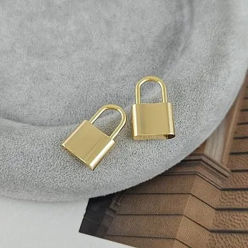 УЦЕНКА Подвеска Замочек 18x11 мм позолота 14К (9408-З-УЦ) купить с доставкой по России | Интернет-магазин Viva Beads