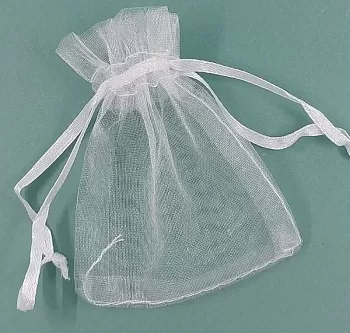 Мешочек из органзы ок. 7х8,5 см цвет белый (4700) для бижутерии купить с доставкой по России | Интернет-магазин Viva Beads