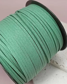 1 м Шнур замшевый /иск./ 2-2.3 мм зеленый (8092-ЗЕЛ) купить с доставкой по России | Интернет-магазин Viva Beads