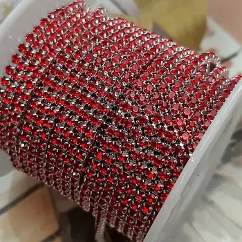 50 см Стразовая цепь 2 мм красная (3387-К) купить в Воронеже | Заказать в интернет-магазине Viva Beads
