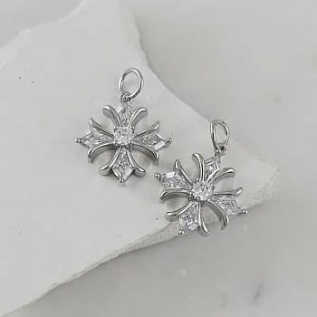 Подвеска Крест с фианитами 15.3x14.2 мм родиевое покрытие (10117-Р) купить с доставкой по России | Интернет-магазин Viva Beads