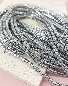 Нить 19 см Гематит куб 3 мм цвет платина (7974-П) для бижутерии купить с доставкой по России | Интернет‑магазин Viva Beads