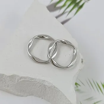 УЦЕНКА Кольцо коннектор витое ок. 16 мм родиевое покрытие (8156-16-Р-УЦ) соединительные колечки и кольца-коннекторы купить с доставкой по России | Интернет-магазин Viva Beads