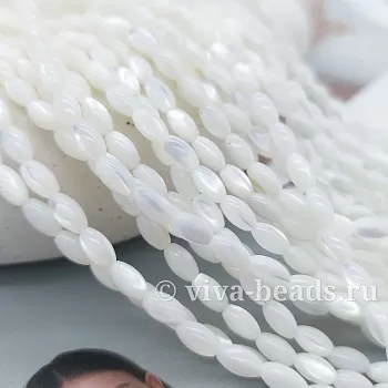 Нить 19 см Перламутр натуральный 6.8-7х3.8-4 мм бусины рис, белый (5504-4) для бижутерии купить с доставкой по России | Интернет‑магазин Viva Beads