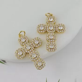 Подвеска Крест 27x18.5x4 мм с фианитами, позолота 18К (7544-З) Подвеска Крест 27x18.5x4 мм с фианитами, позолота 18К (7544-З)