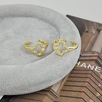 Кольцо Клевер с фианитами свободный размер позолота 14К (9402-З) купить с доставкой по России | Интернет-магазин Viva Beads