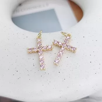 Подвеска Крест с фианитами 18.5x12 мм позолота (7343-РЗ) купить с доставкой по России | Интернет-магазин Viva Beads