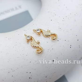 Подвеска Морской конек с фианитами 14.5х5.3 мм позолота (7364-З) Подвеска Морской конек с фианитами 14.5х5.3 мм позолота (7364-З)