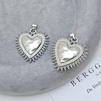 УЦЕНКА Подвеска Сердце 26.8x24.8 мм с родиевым покрытием (8700-Р-УЦ)