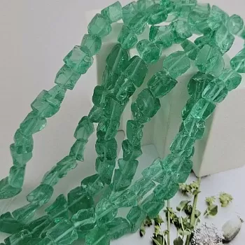 1 шт. Аква "кварц" 7-11х9-12 мм зеленый кусочки (9773-З) для бижутерии купить с доставкой по России | Интернет‑магазин Viva Beads