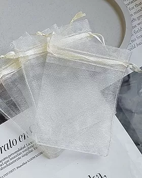 Мешочек из органзы ок. 9х7 см цвет кремовый (8264) для бижутерии купить с доставкой по России | Интернет-магазин Viva Beads