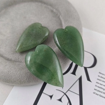 Авантюрин зеленый подвеска кулон сердце ок. 39х25.5х9 мм (9668-АВ) для бижутерии купить с доставкой по России | Интернет‑магазин Viva Beads