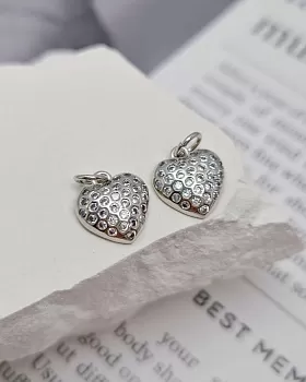 Подвеска Сердце с фианитами / цирконами 10.8x12 мм родиевое покр. (8351-Р) Подвеска Сердце с фианитами / цирконами 10.8x12 мм родиевое покр. (8351-Р)