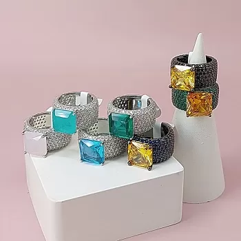 Кольцо с фианитами родиевое покр. (7843) купить с доставкой по России | Интернет-магазин Viva Beads