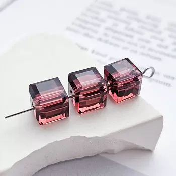 УЦЕНКА 1 шт. Бусина куб ок. 8 мм фиолетовый хрустальное стекло (8642-Ф-УЦ) купить с доставкой по России | Интернет-магазин Viva Beads