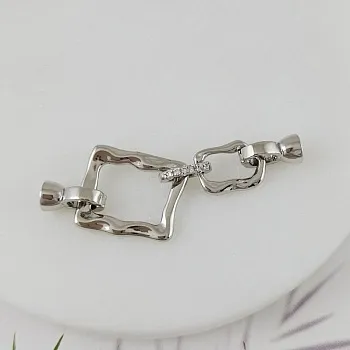 УЦЕНКА Замок с карабинами 53 мм с фианитами, родиевое покрытие (9966-Р-УЦ) купить в Воронеже | Заказать в интернет-магазине Viva Beads
