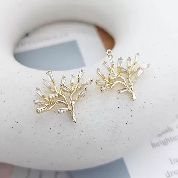 Подвеска Веточка с фианитами 20x22 мм позолота (7658-З) Подвеска Веточка с фианитами 20x22 мм позолота (7658-З)