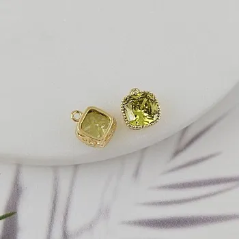 Подвеска с фианитом 8.3х7х4.1 мм цвет перидот, позолота 14К (7313-7-ПЗ) купить с доставкой по России | Интернет-магазин Viva Beads