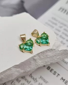 Подвеска Сердце 10 мм с фианитами, мятный, классическое золото (8350-МЗ) Подвеска Сердце 10 мм с фианитами, мятный, классическое золото (8350-МЗ)