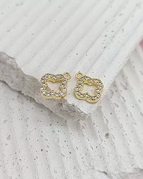 Подвеска Клевер с фианитами 9х7.4 мм позолота (8196-7-З) купить с доставкой по России | Интернет-магазин Viva Beads