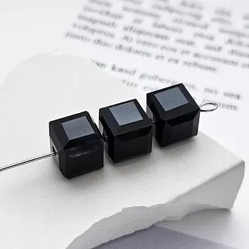 УЦЕНКА 1 шт. Бусина куб ок. 8 мм черный хрустальное стекло (8642-Ч) купить с доставкой по России | Интернет-магазин Viva Beads